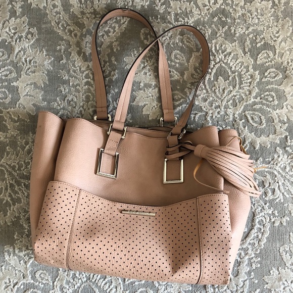 Steve Madden Handbags - Steve Madden Blush Shoulder Bag